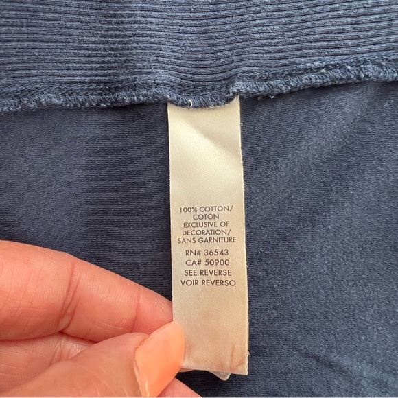 Calvin Klein Men’s Body Fit Short Sleeve V-Neck Navy T-Shirt Size XL - Picture 8 of 8